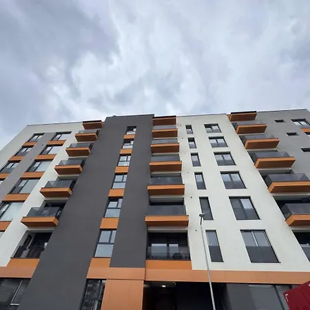 Voyager- Underground Parking, Kingsize Bed דירה קלוז'-נאפוקה