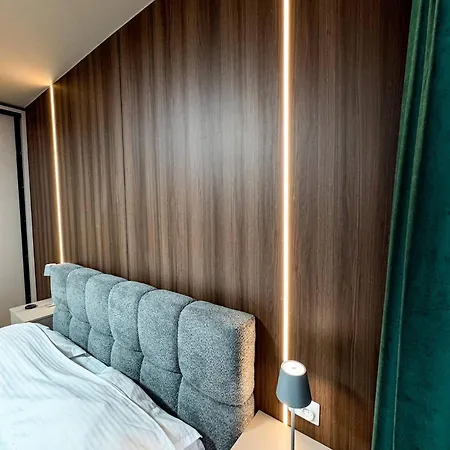 Voyager- Underground Parking, Kingsize Bed